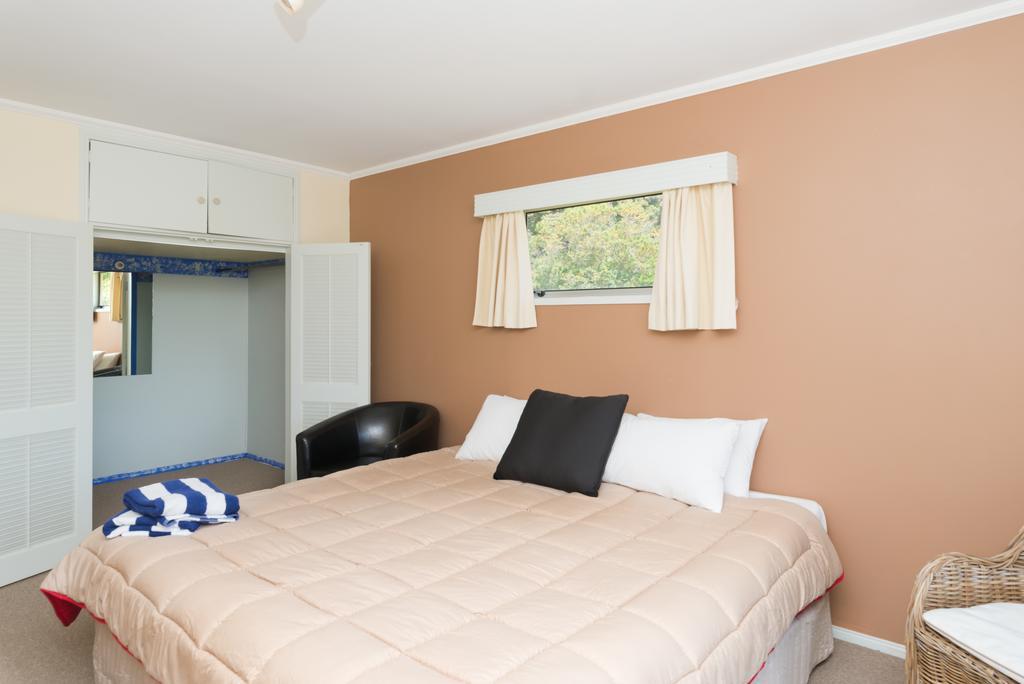 Waitangi Beach House Rum bild